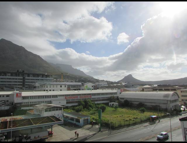 0.5 BEDROOM APARTMENT TO LET IN SALT RIVER